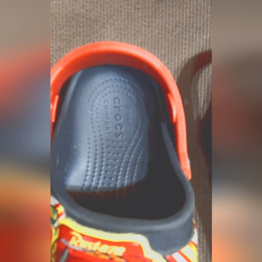 Crocks lighting McQueen